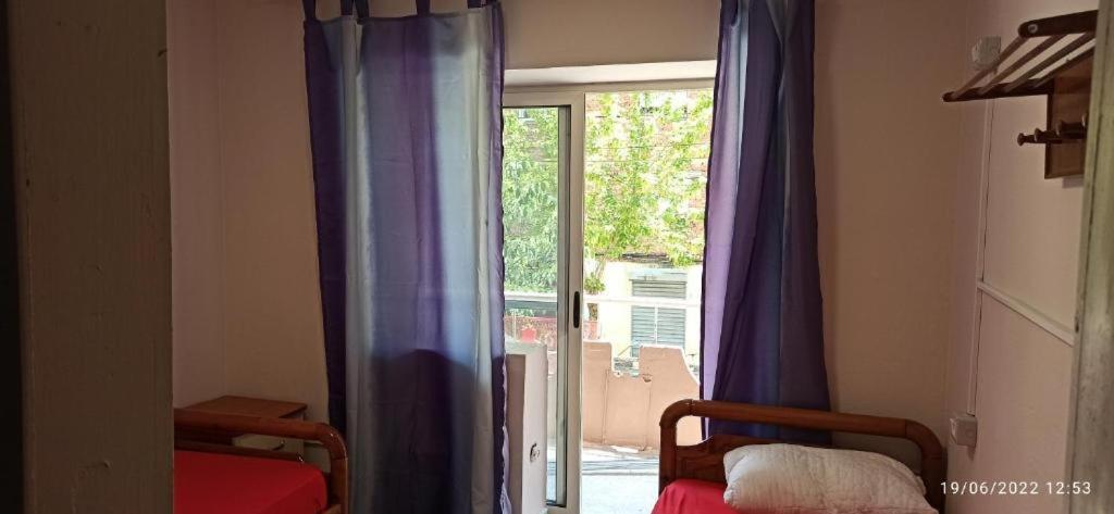 Sina Royal Hostel Tirana Extérieur photo