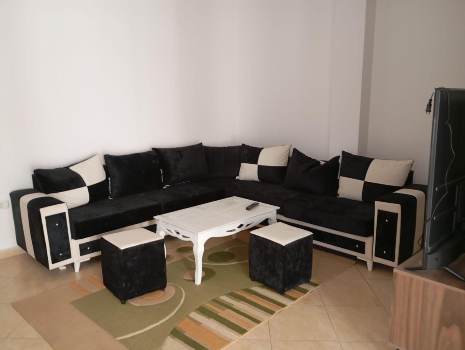 Sina Royal Hostel Tirana Extérieur photo